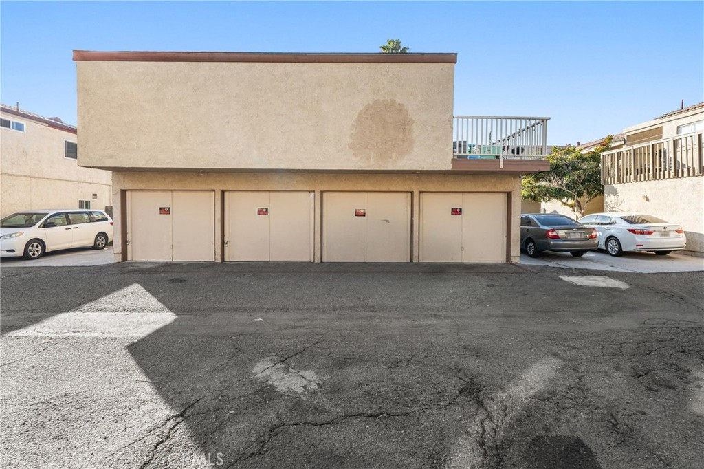 MLS #OC25265138 image #14