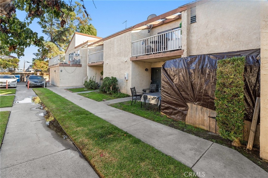 MLS #OC25265138 image #17