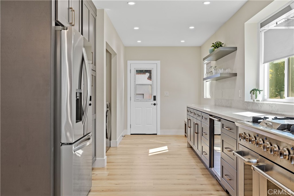 MLS #OC25265166 image #16