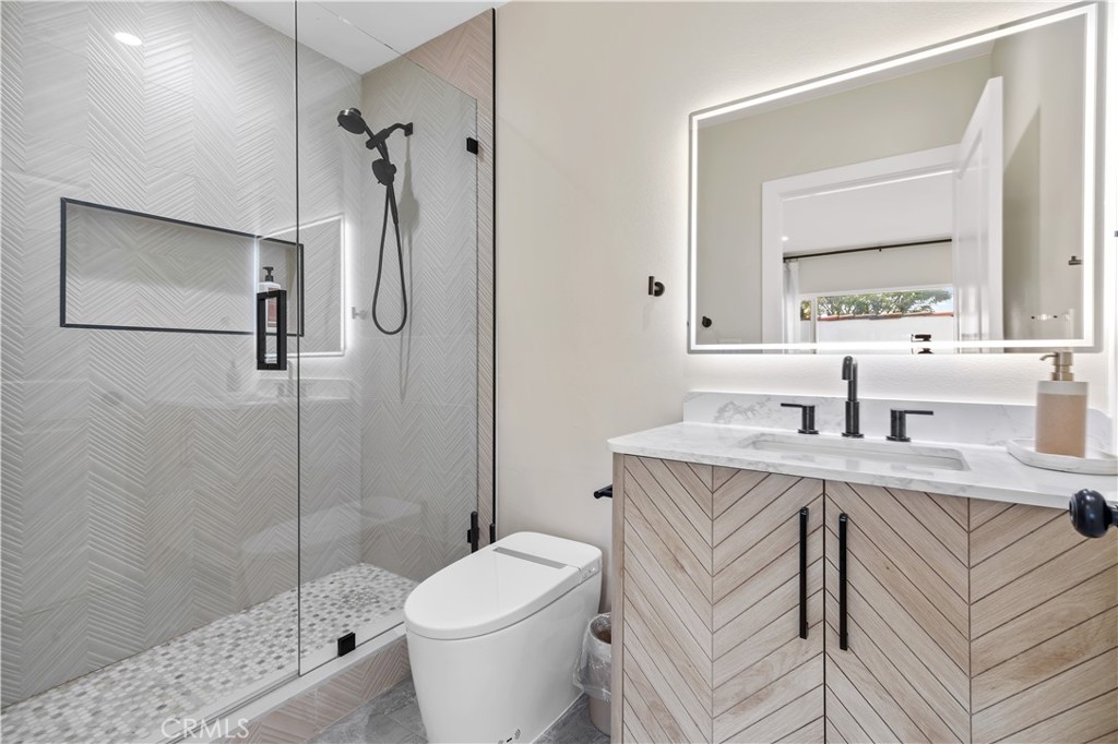 MLS #OC25265166 image #28