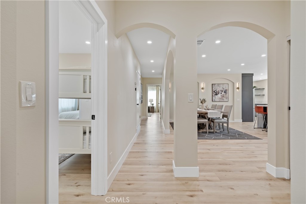 MLS #OC25265166 image #5