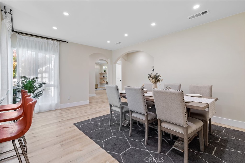 MLS #OC25265166 image #8