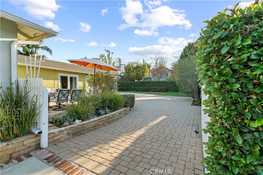 MLS #OC25265187 image #14