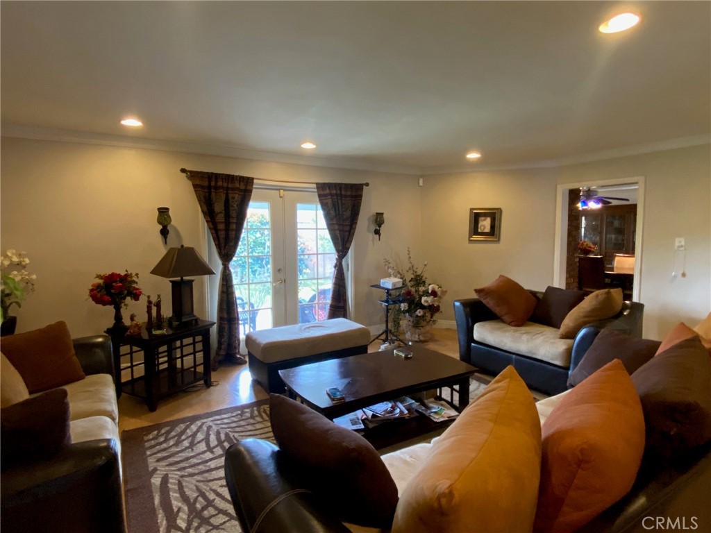 MLS #OC25265200 image #6