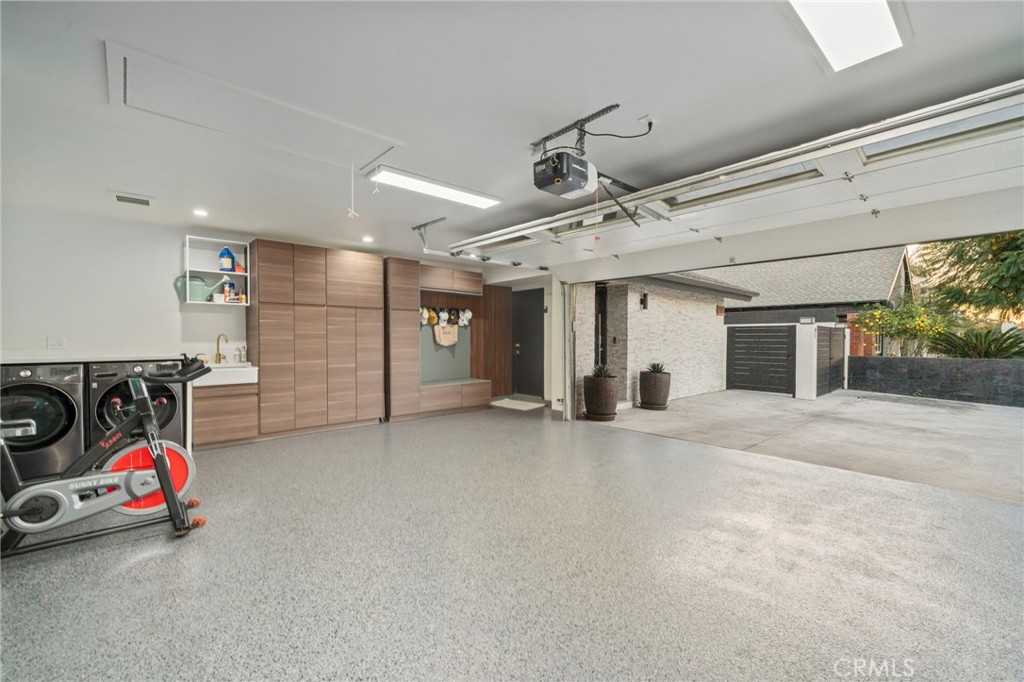 MLS #OC25265209 image #33