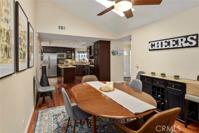 MLS #OC25265256 image #4