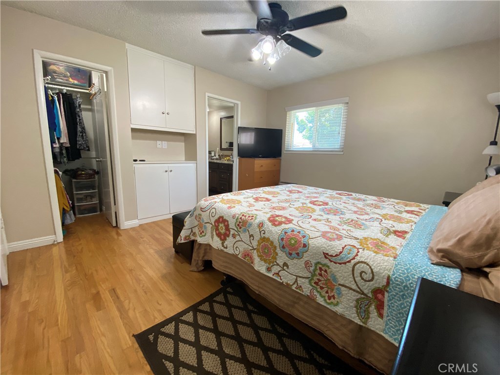 MLS #OC25265271 image #11