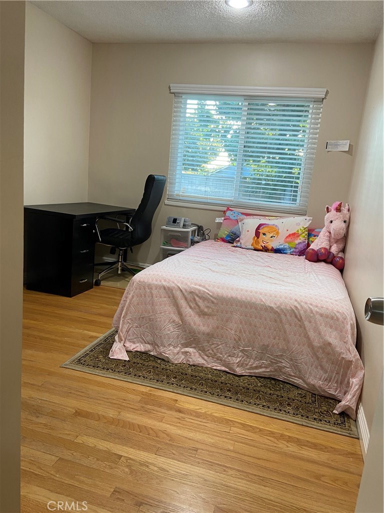 MLS #OC25265271 image #18