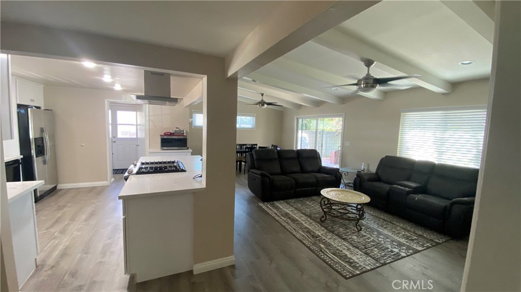 MLS #OC25265271 image #5