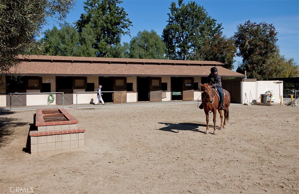 MLS #OC25265279 image #28