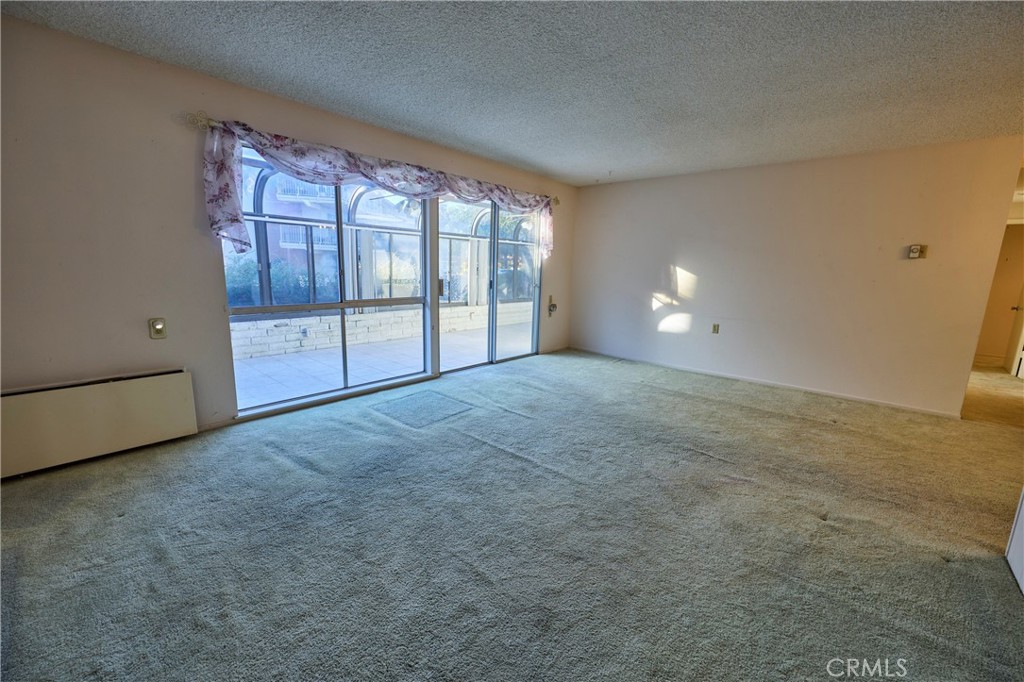 MLS #OC25265279 image #3