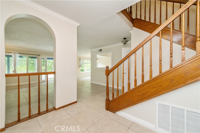 MLS #OC25265288 image #2