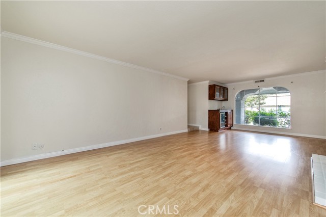 MLS #OC25265288 image #3