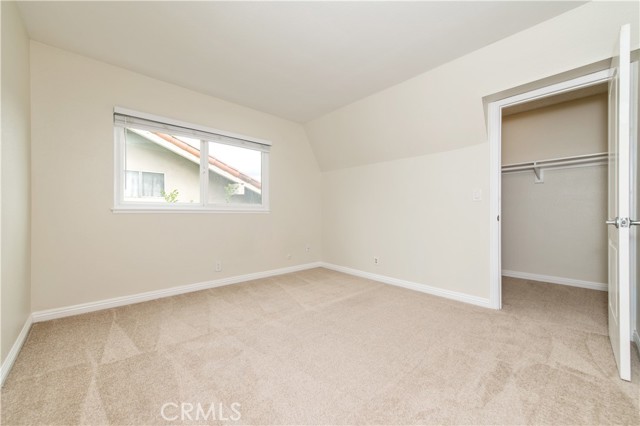 MLS #OC25265288 image #35