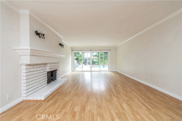 MLS #OC25265288 image #5