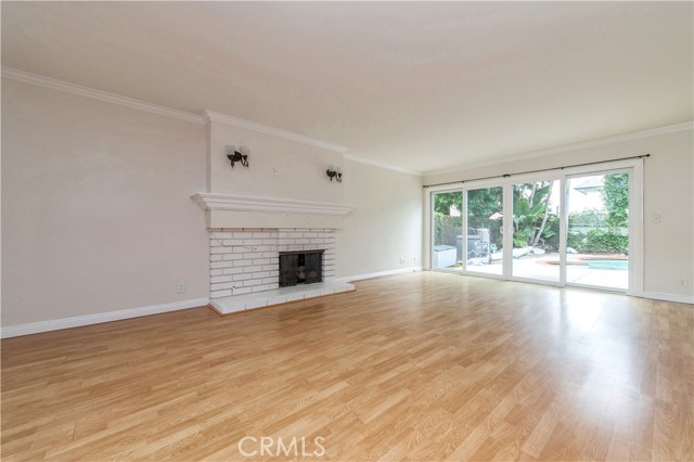 MLS #OC25265288 image #8