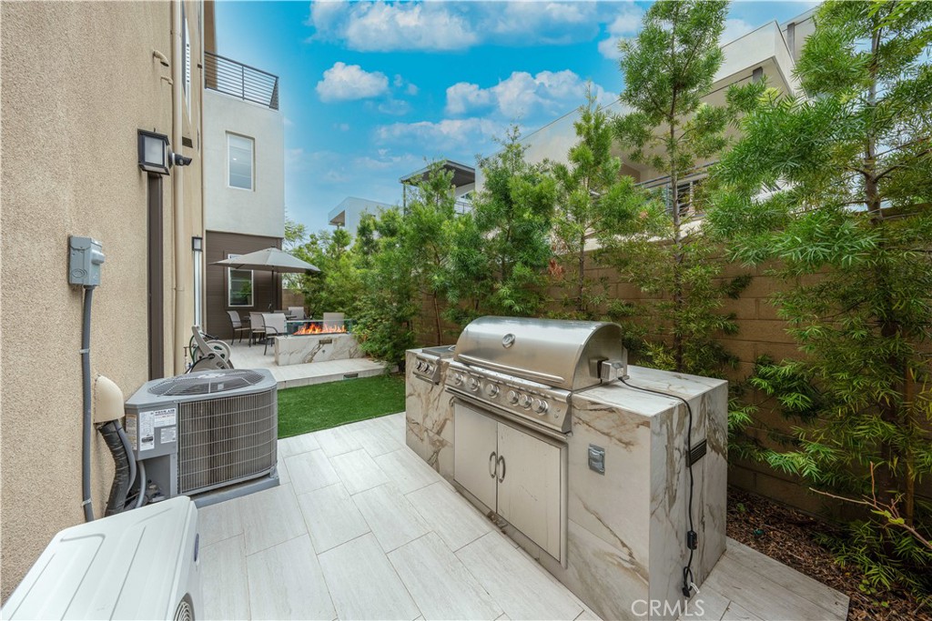 MLS #OC25265297 image #22