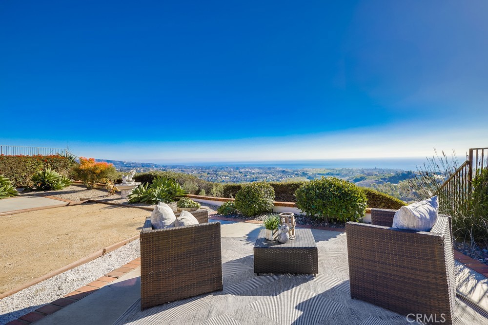 MLS #OC25265308 image #3