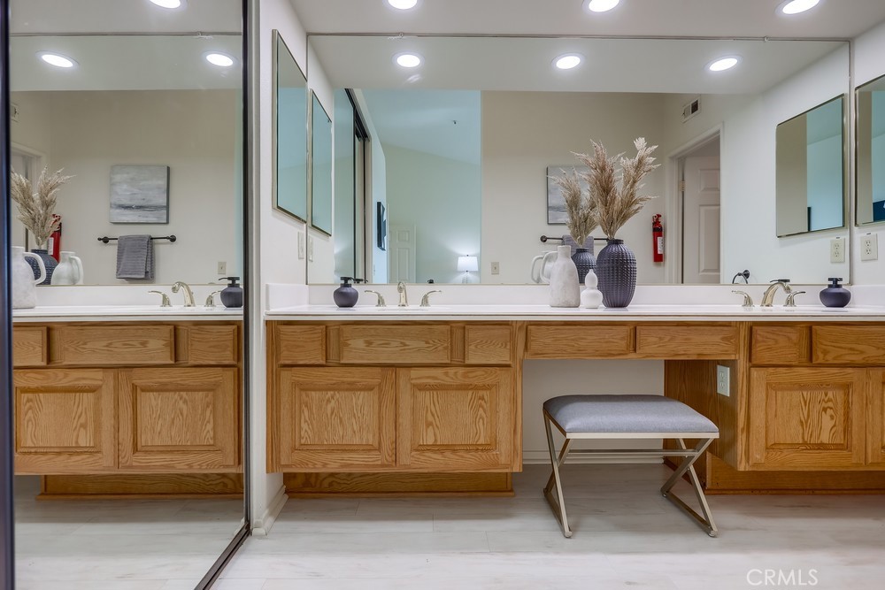 MLS #OC25265308 image #39