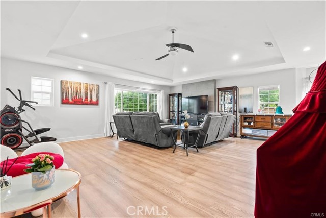 MLS #OC25265314 image #1