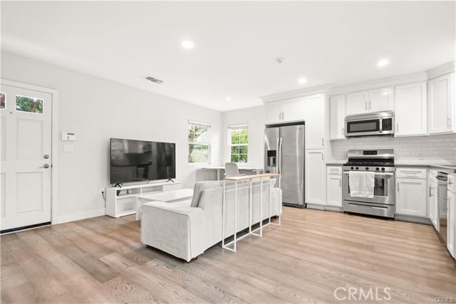 MLS #OC25265314 image #26