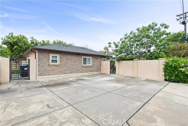 MLS #OC25265314 image #41