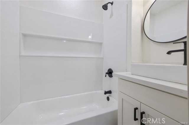 MLS #OC25265333 image #16