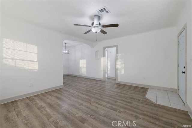 MLS #OC25265333 image #2