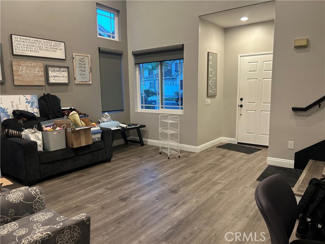 MLS #OC25265350 image #2