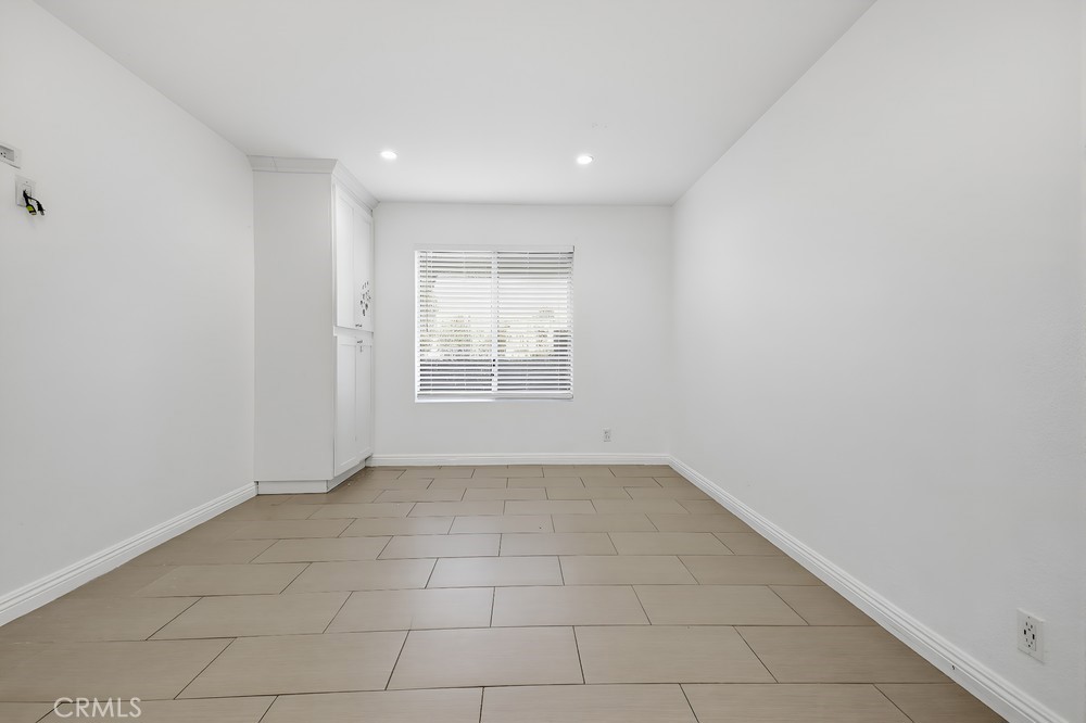 MLS #OC25265351 image #20