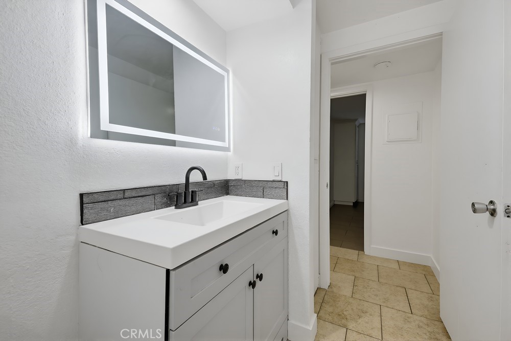 MLS #OC25265351 image #27