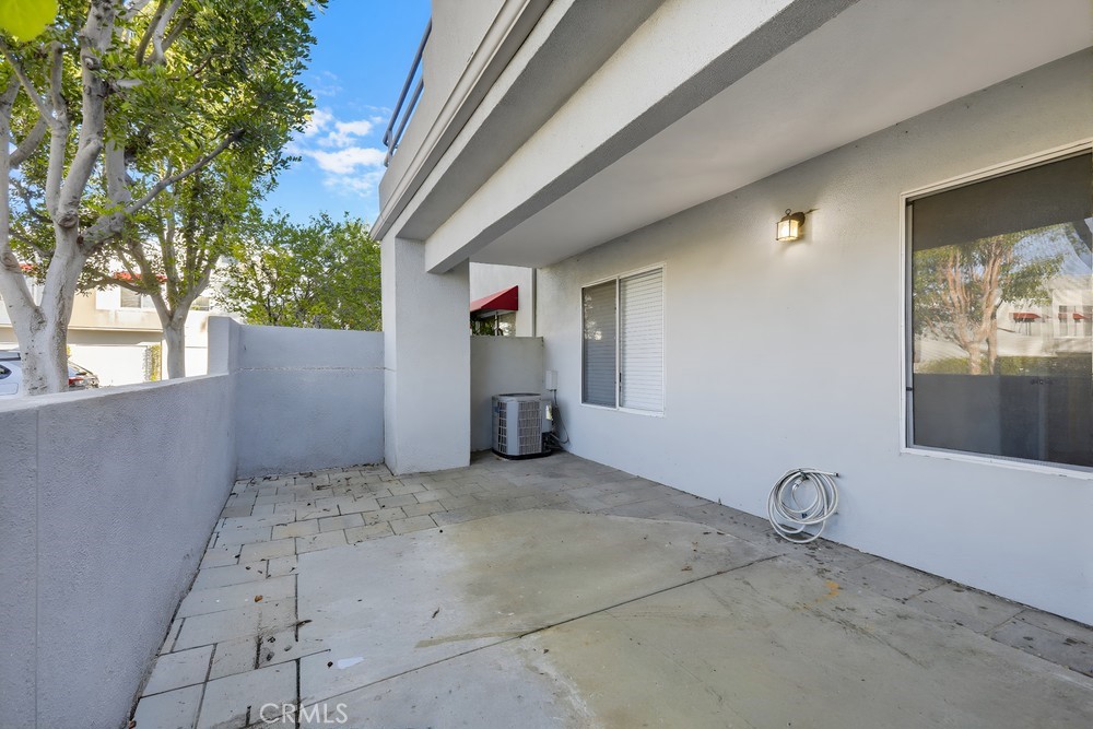 MLS #OC25265351 image #31