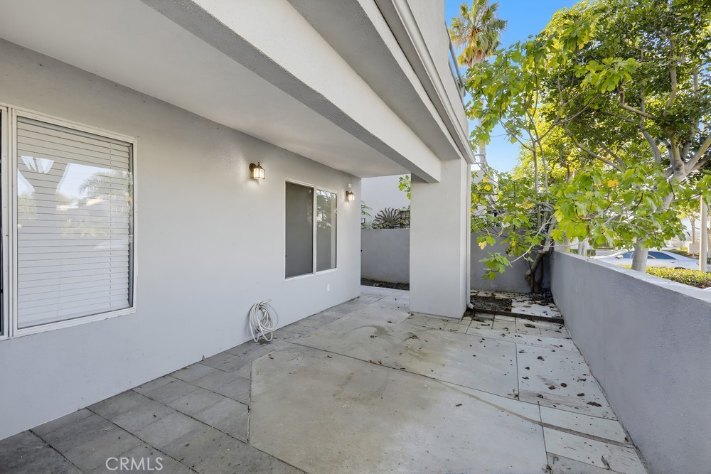 MLS #OC25265351 image #32