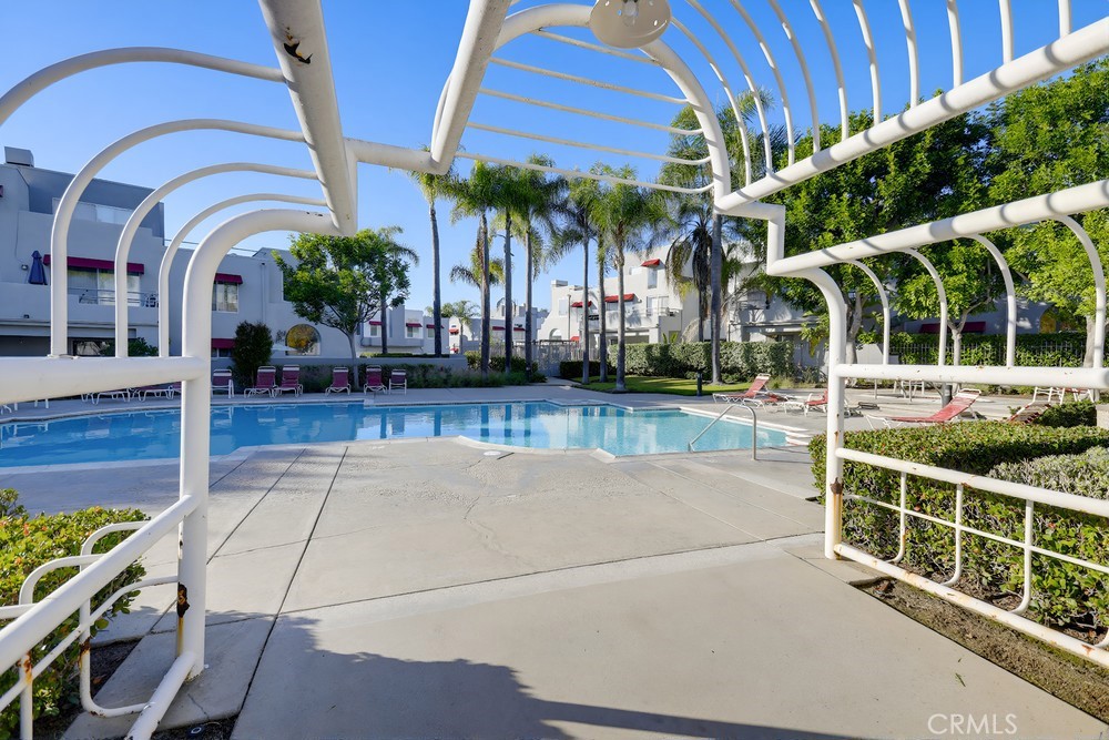 MLS #OC25265351 image #38