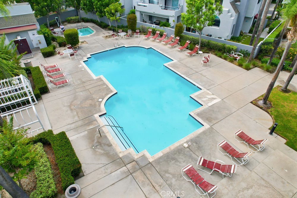 MLS #OC25265351 image #41