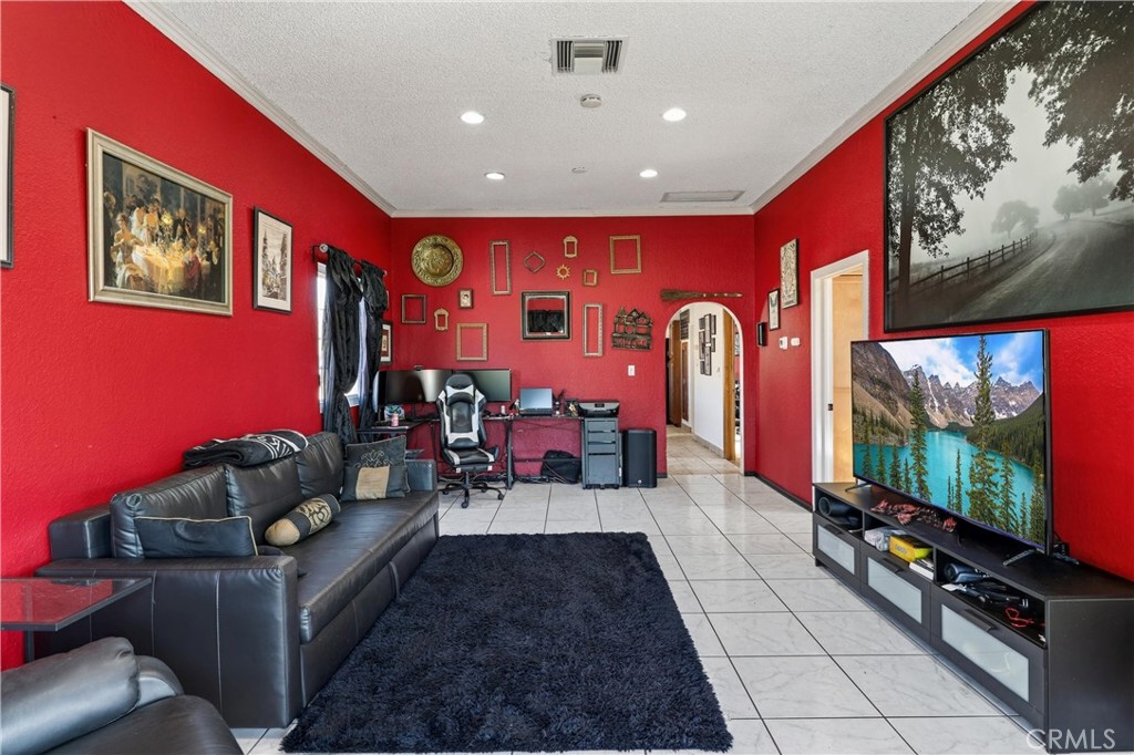 MLS #OC25265367 image #11