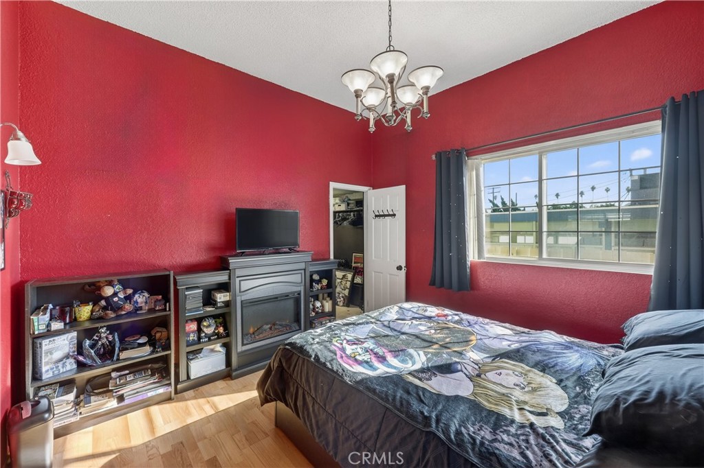 MLS #OC25265367 image #20