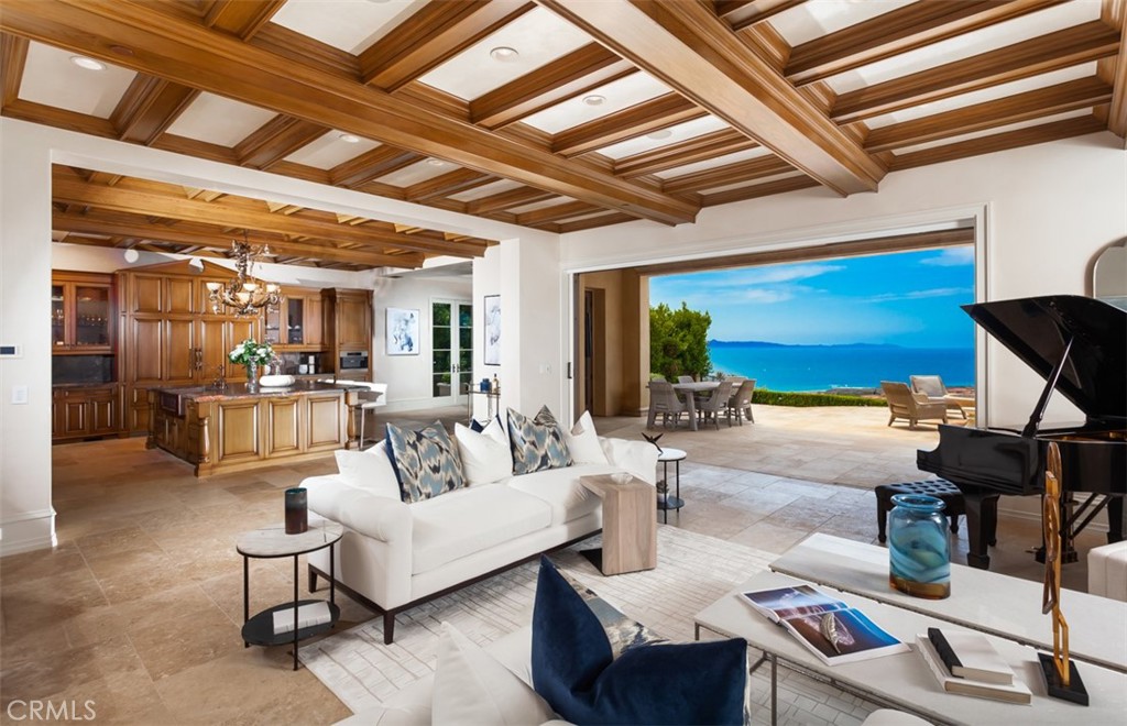 MLS #OC25265404 image #3