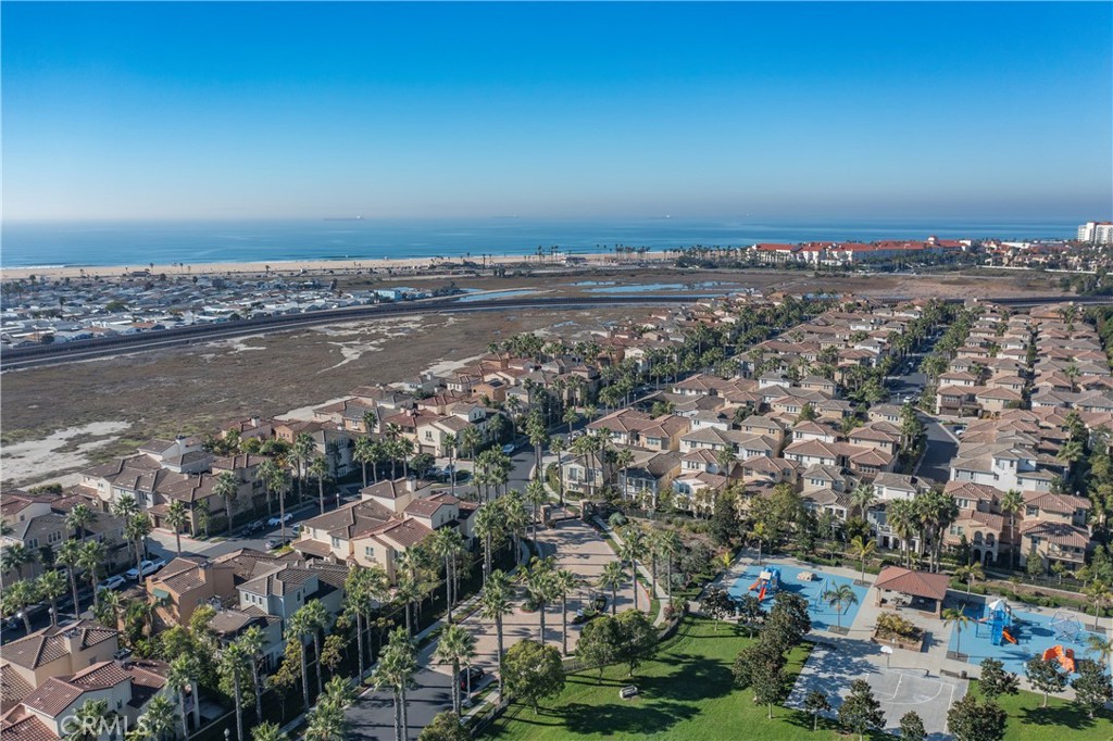 MLS #OC25265409 image #2