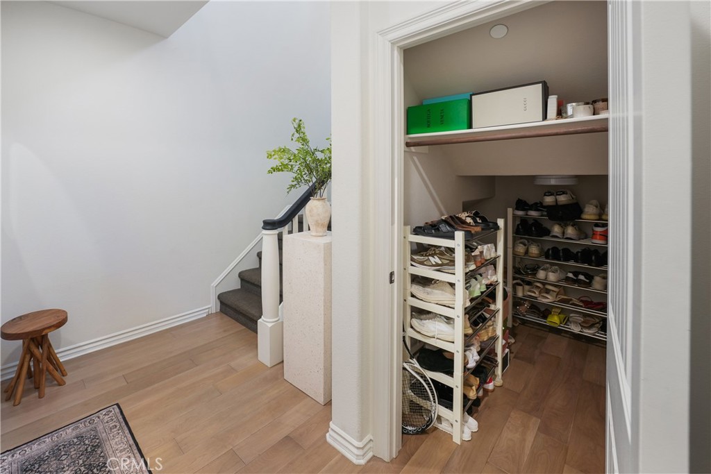 MLS #OC25265409 image #32