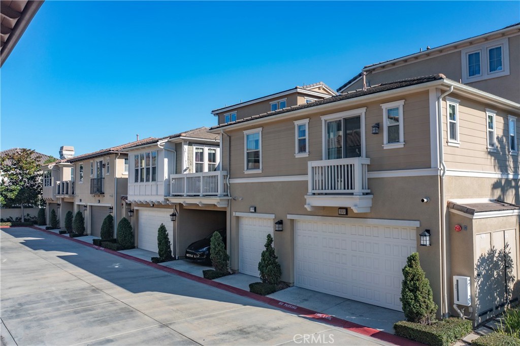 MLS #OC25265409 image #35