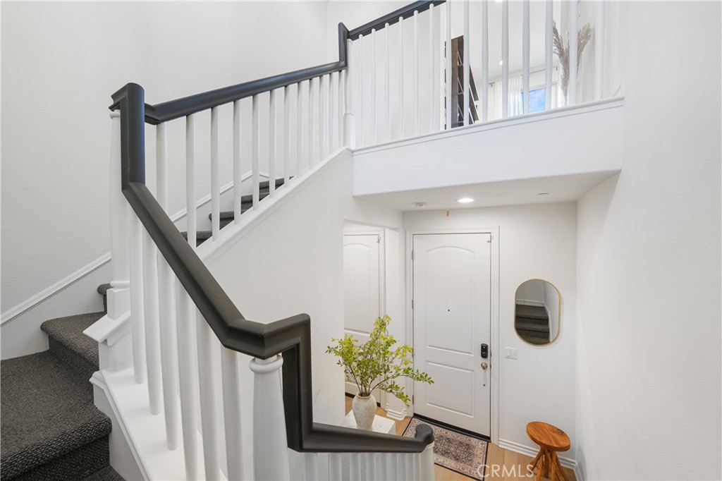 MLS #OC25265409 image #5