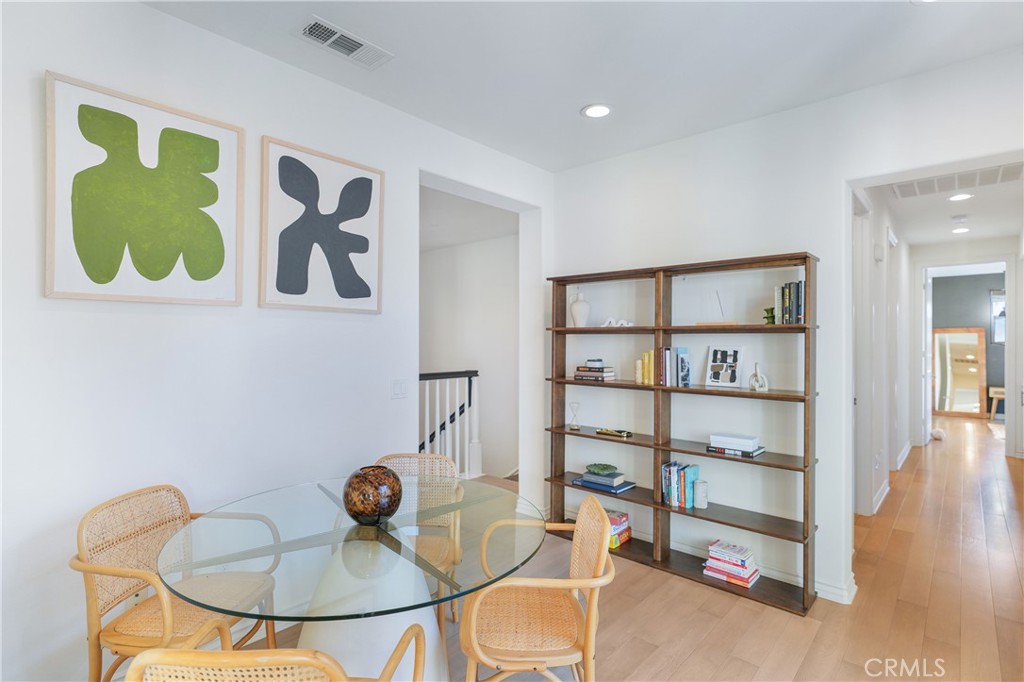 MLS #OC25265409 image #8