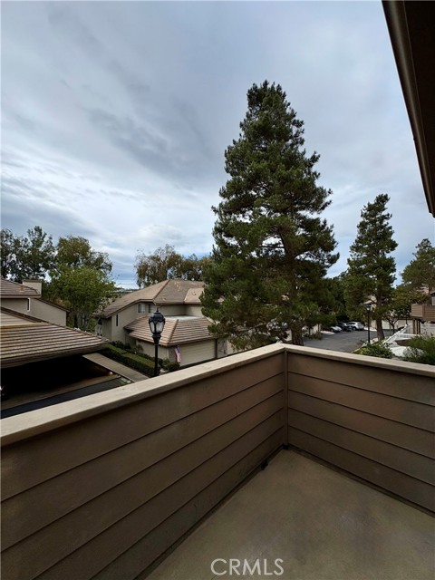 MLS #OC25265449 image #1