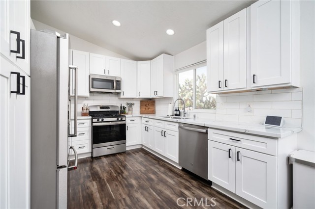 MLS #OC25265495 image #14