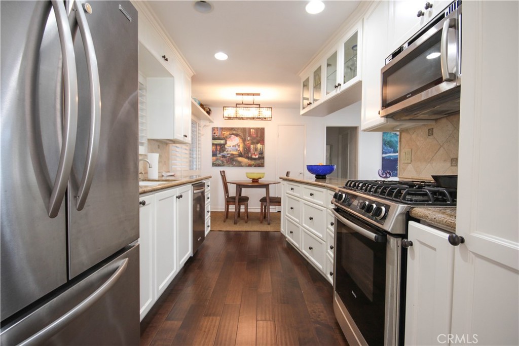 MLS #OC25265517 image #10