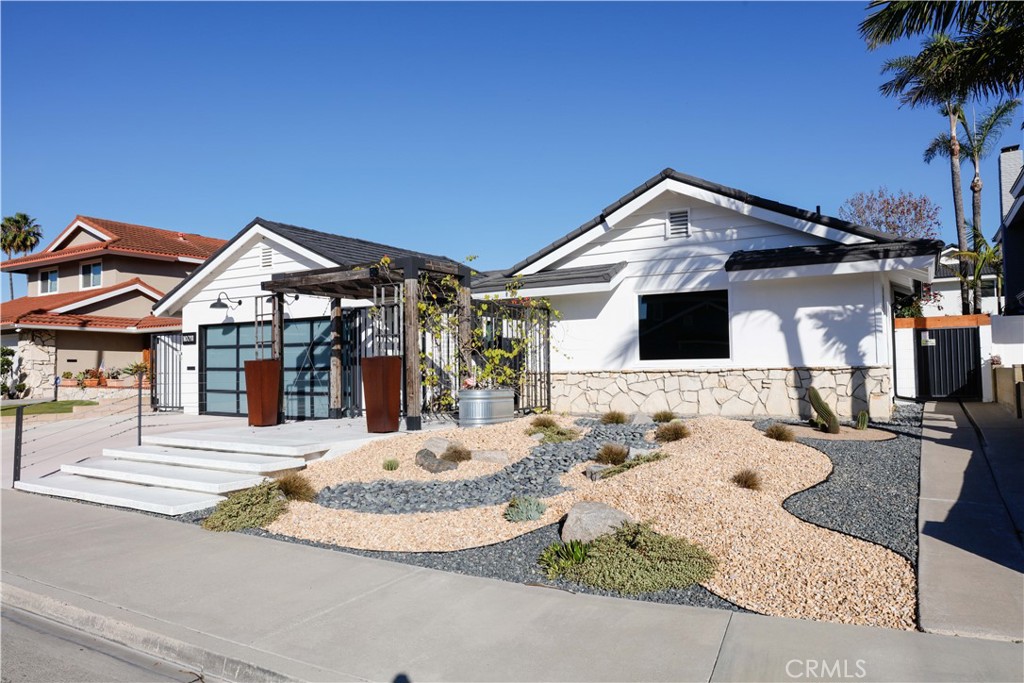 MLS #OC25265517 image #2