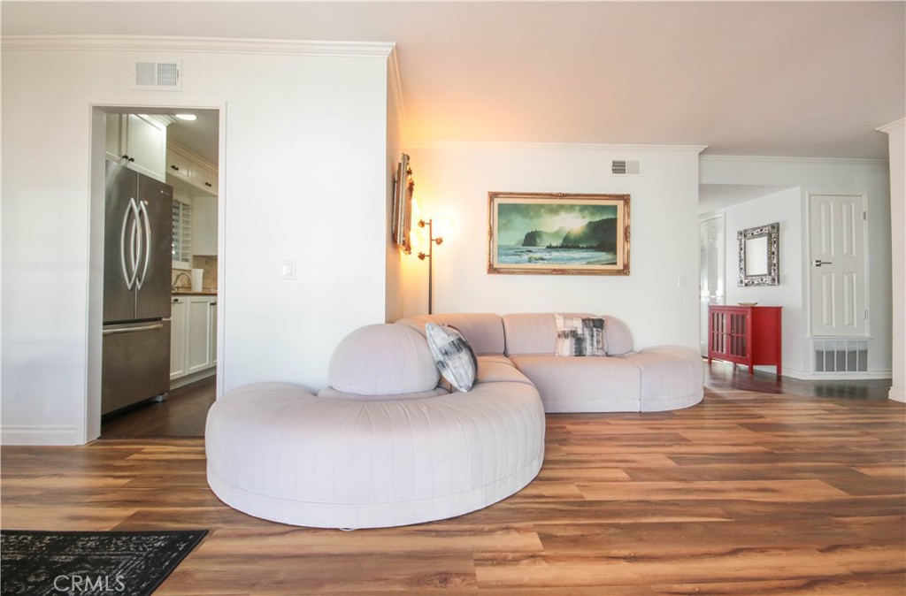 MLS #OC25265517 image #22