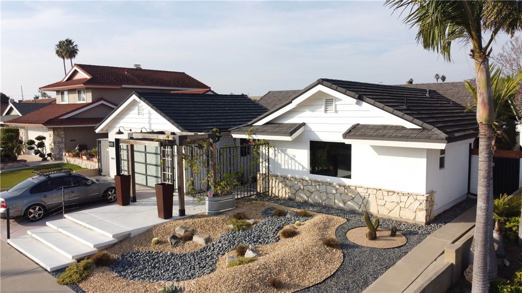 MLS #OC25265517 image #3