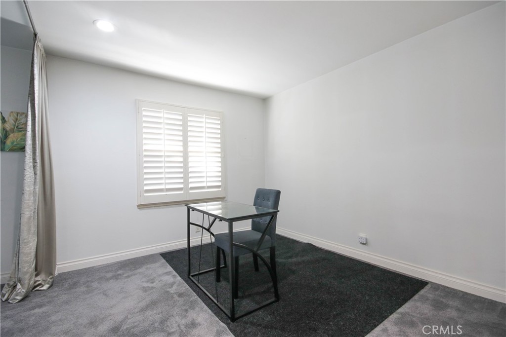 MLS #OC25265517 image #33